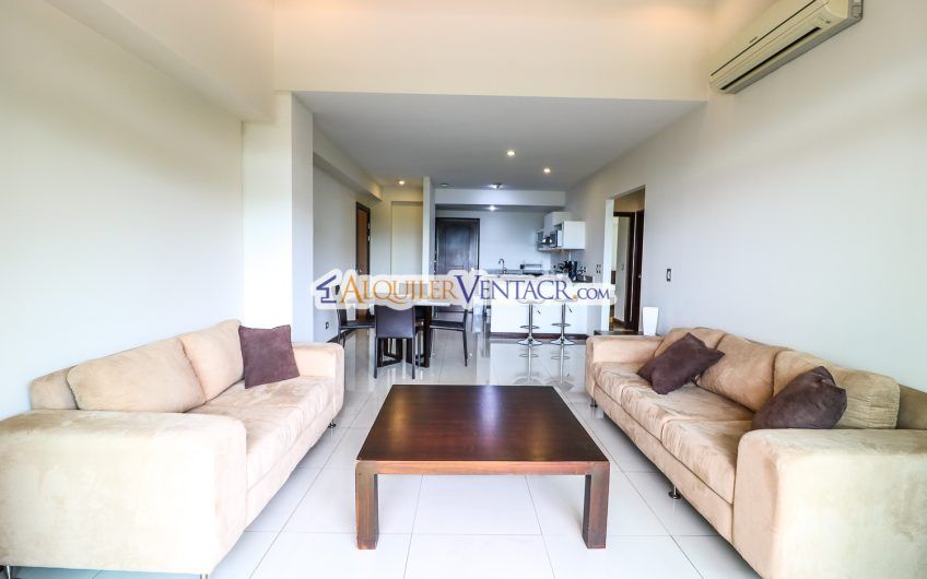 Apartamento con vista de 2 habit. + oficina y línea blanca en Escazú Guachipelín