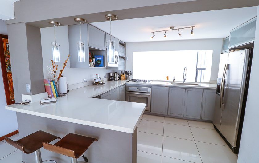 Casa de 370 m2 con 561 m2 lote en Residencial en San Rafael Escazú