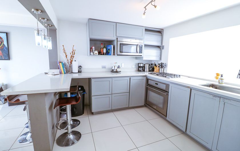 Casa de 370 m2 con 561 m2 lote en Residencial en San Rafael Escazú