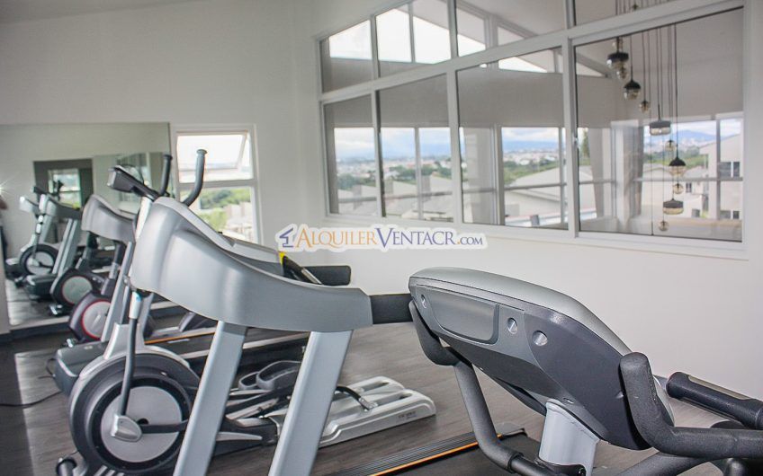 Condo amueblado con jardín en Río Palma Guachipelín Escazú!