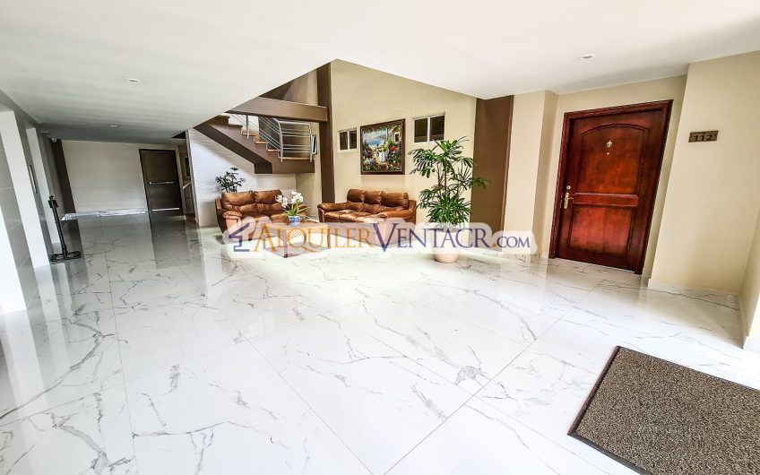 Apartamento amueblado de 3 habit. con vista en San Rafael Escazú