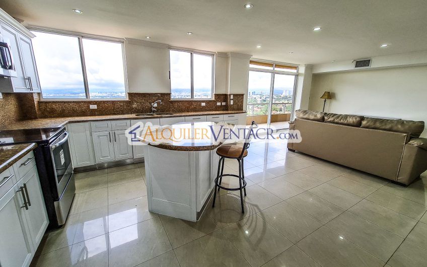 Apartamento amueblado de 3 habit. con vista en San Rafael Escazú