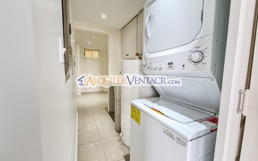 Apartamento amueblado de 3 habit. con vista en San Rafael Escazú