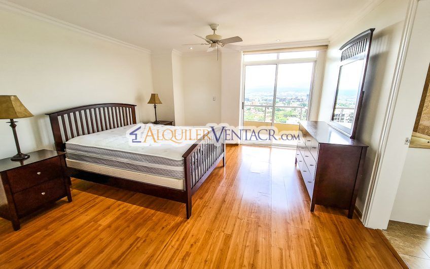Apartamento amueblado de 3 habit. con vista en San Rafael Escazú