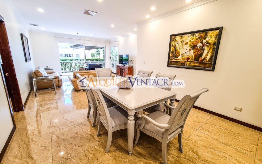 Apartamento amueblado de 3 habit. con terraza en San Rafael Escazú