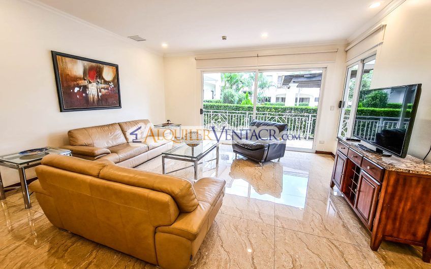 Apartamento amueblado de 3 habit. con terraza en San Rafael Escazú