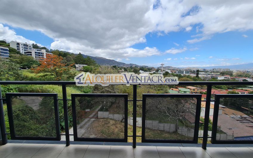 Penthouse de 150 m2 con vista y línea blanca en San Rafael Escazú