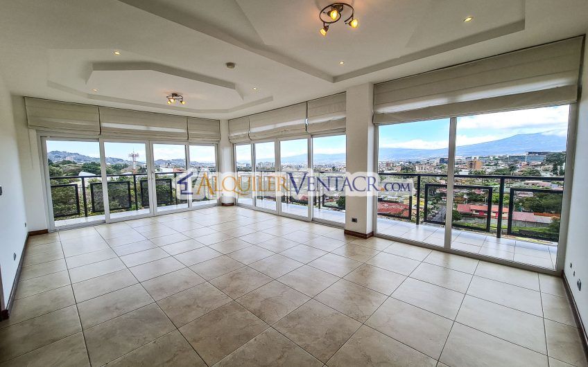 Penthouse de 170 m2 con vista y línea blanca en San Rafael Escazú