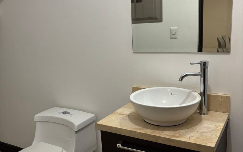 Condo amueblado con jardín en Río Palma Guachipelín Escazú!