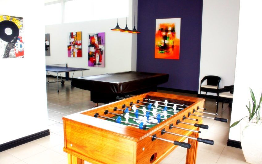 Condo amueblado con jardín en Río Palma Guachipelín Escazú!