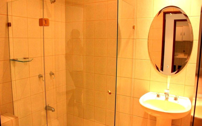 Apartamento amueblado de 1 habit. + 1 studio en San Rafael Escazú