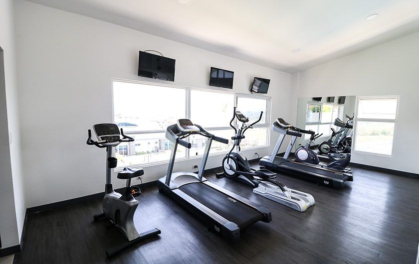 Condo amueblado con jardín en Río Palma Guachipelín Escazú!