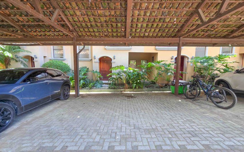 Condo estilo Mediterráneo en Brasil de Mora Santa Ana