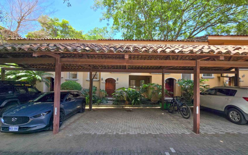 Condo estilo Mediterráneo en Brasil de Mora Santa Ana