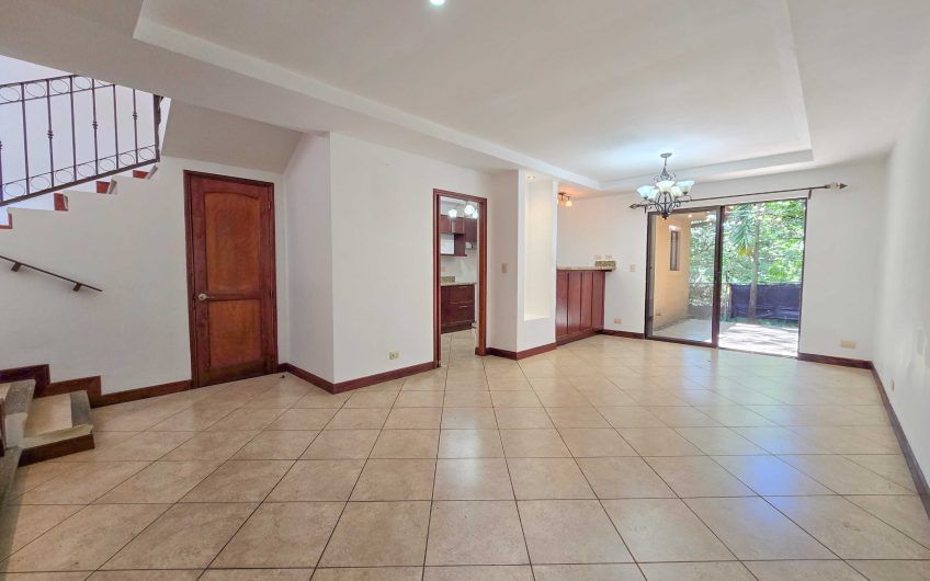 Condo estilo Mediterráneo en Brasil de Mora Santa Ana
