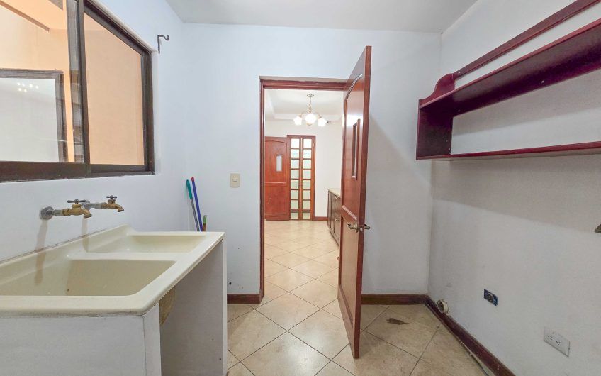Condo estilo Mediterráneo en Brasil de Mora Santa Ana