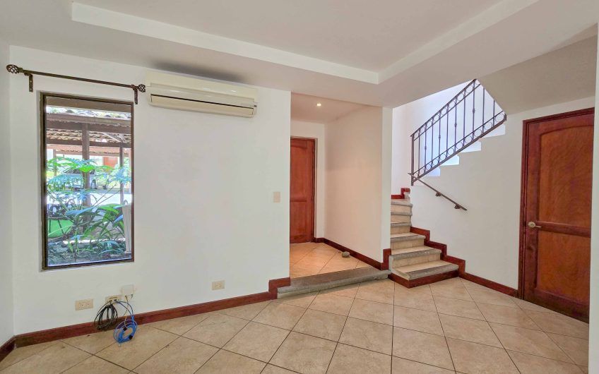 Condo estilo Mediterráneo en Brasil de Mora Santa Ana
