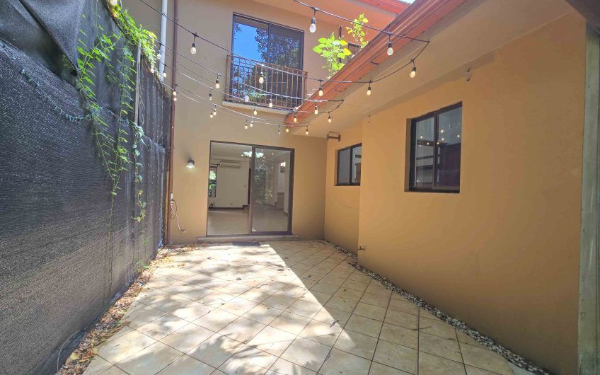 Condo estilo Mediterráneo en Brasil de Mora Santa Ana