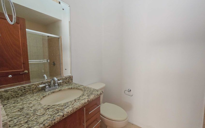 Condo estilo Mediterráneo en Brasil de Mora Santa Ana