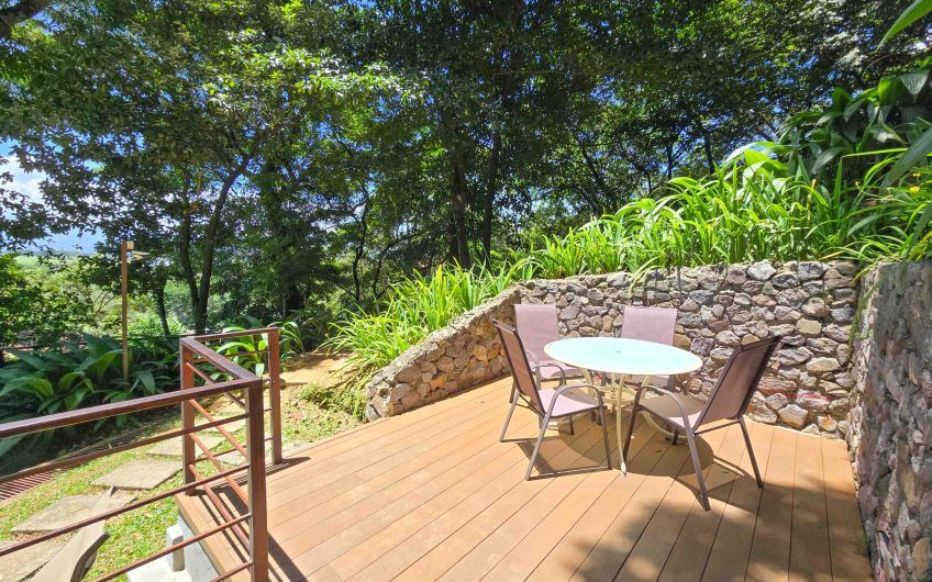 Condo estilo Mediterráneo en Brasil de Mora Santa Ana