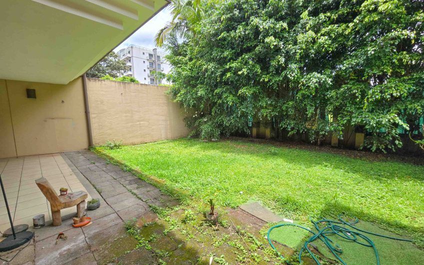 Condo de 451 m2 de 5 habit. en Trejos Montealegre x Avenida Escazú