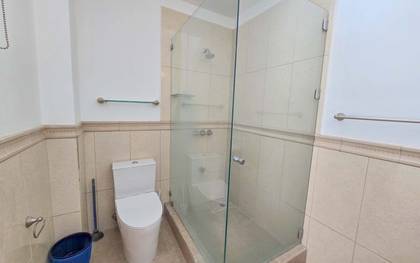 Condo de Una Sola Planta con jardín en Santa Ana Pozos