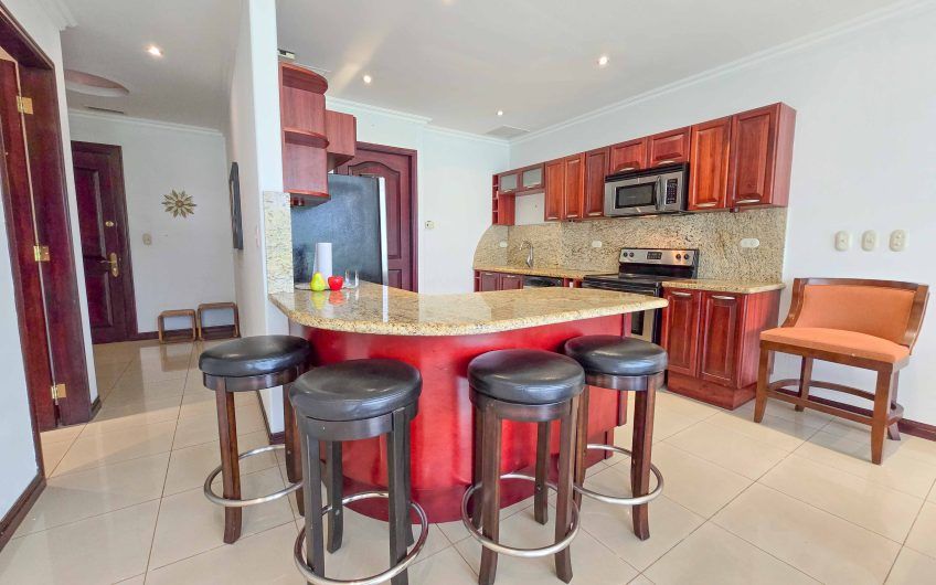 Riverside San Rafael Escazú! Apartamento amueblado con vista