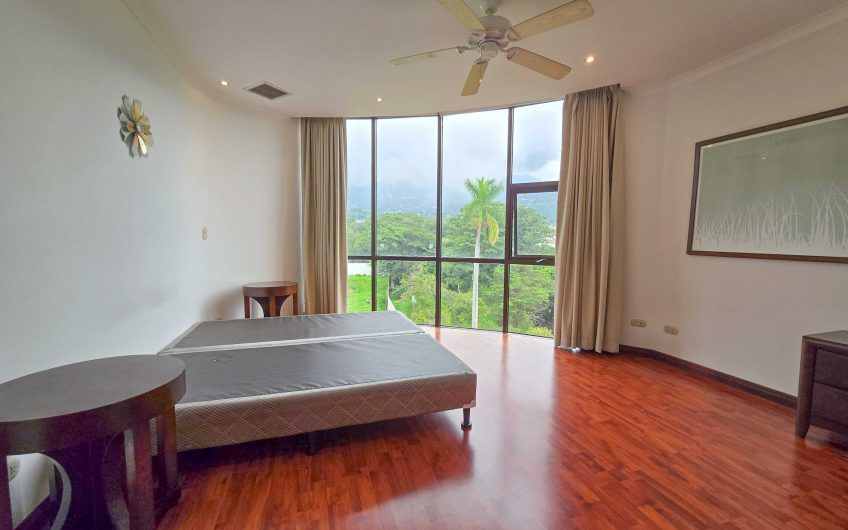 Riverside San Rafael Escazú! Apartamento amueblado con vista