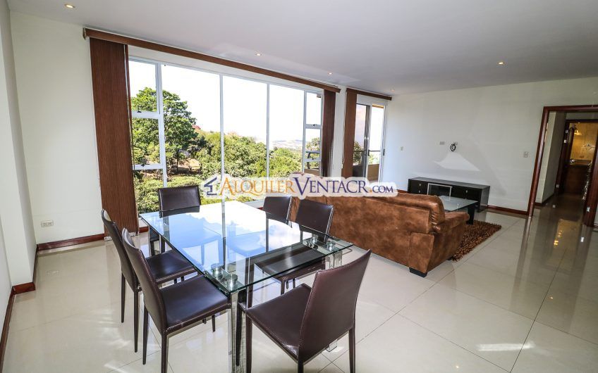 Lujoso apartamento con vista y terraza en San Rafael Escazú