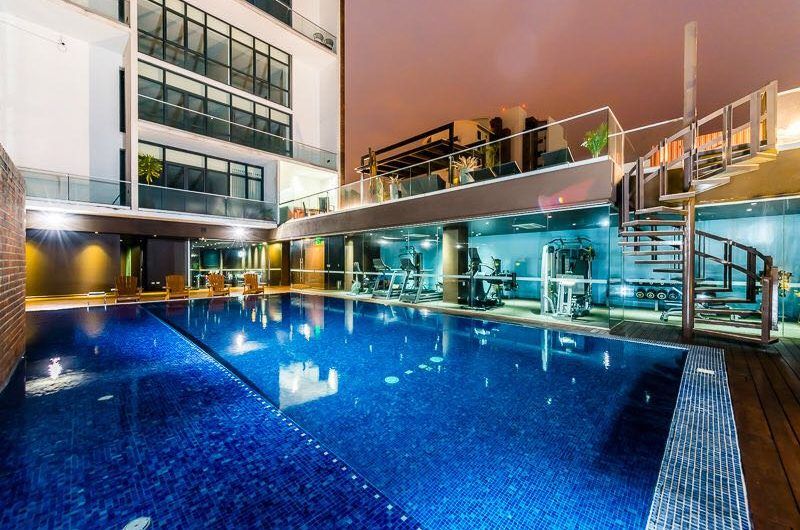 Metropolitan Tower Sabana! Lujoso apartamento amueblado con vista
