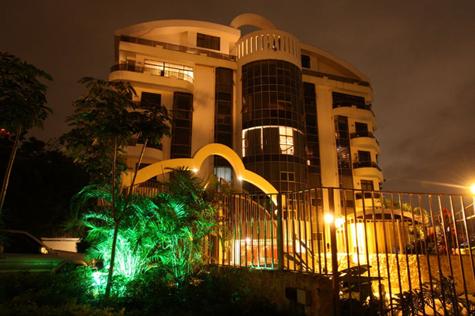 Riverside San Rafael Escazú! Apartamento amueblado con vista