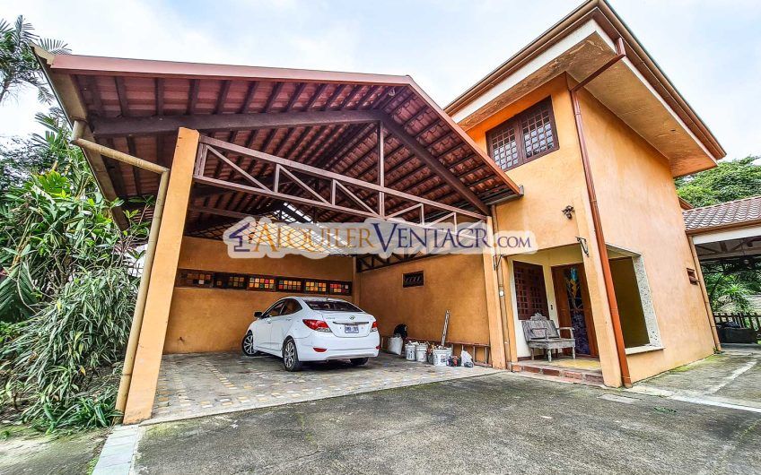 Oportunidad! Propiedad de 1.400 m2 con 2 casas en San Rafael Escazú x Country Club