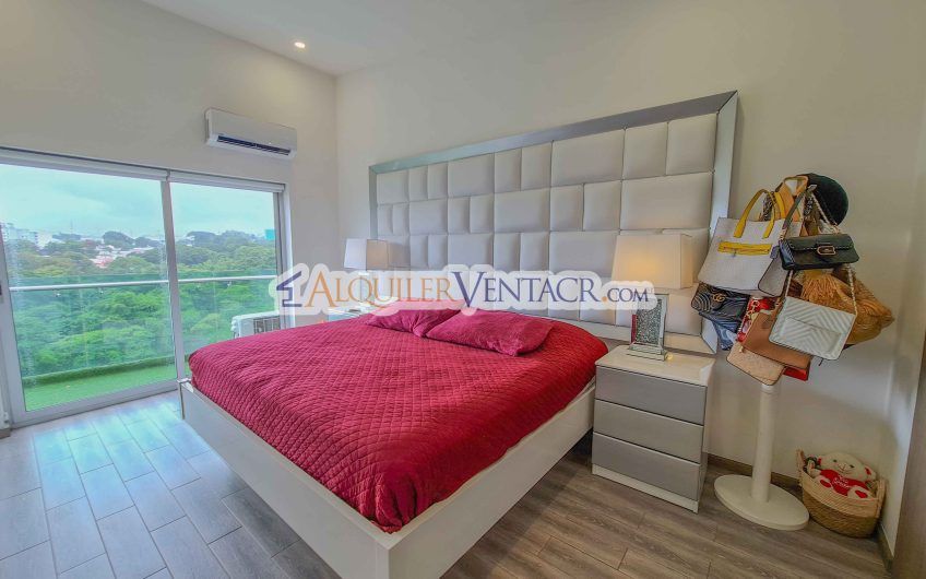 Lujoso Penthouse con vista en torre Paradisus Rohrmoser Pavas