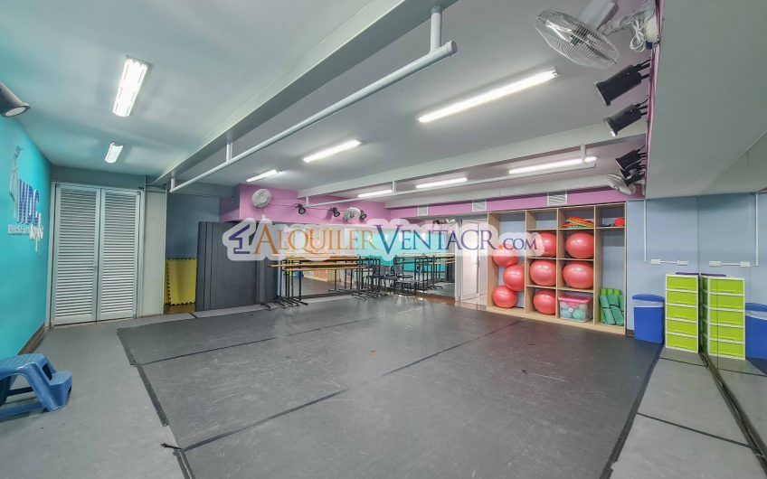 Local Comercial de 281 m2 en Guachipelín Escazú