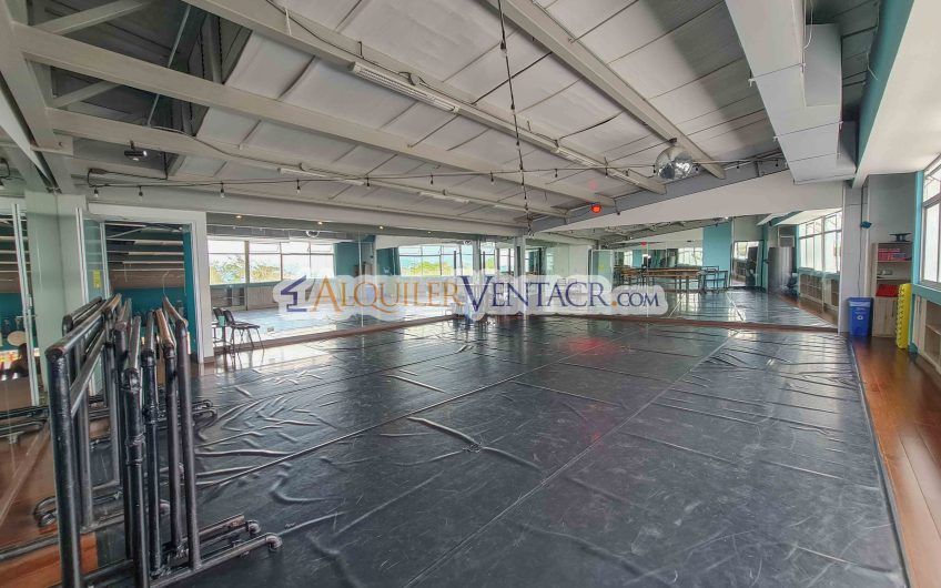 Local Comercial de 281 m2 en Guachipelín Escazú