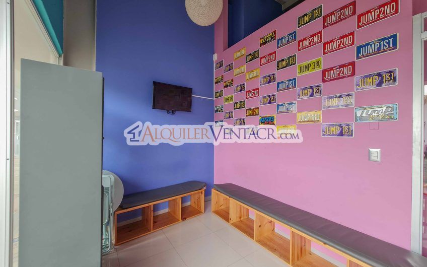 Local Comercial de 281 m2 en Guachipelín Escazú