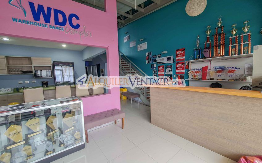 Local Comercial de 281 m2 en Guachipelín Escazú