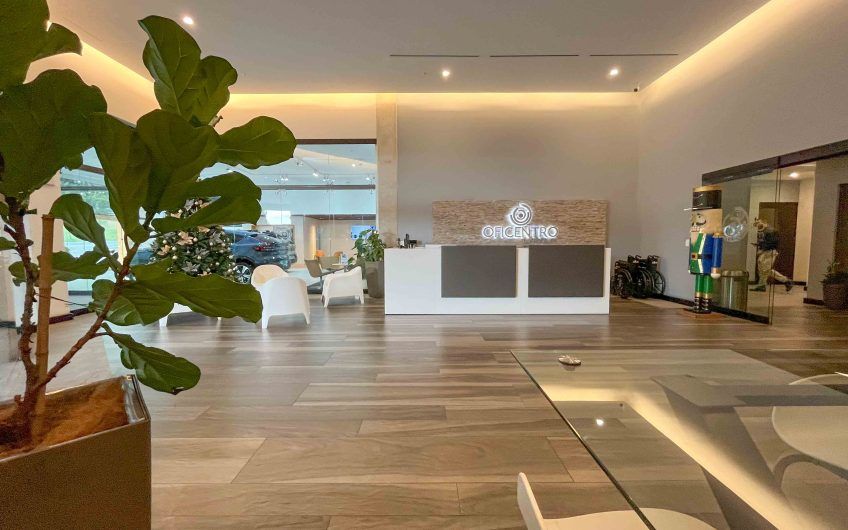 Oficentro Momentum Pinares Curridabat! Oficina de 411 m2