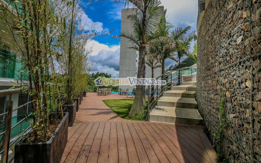 Lujoso Penthouse con vista en torre Paradisus Rohrmoser Pavas