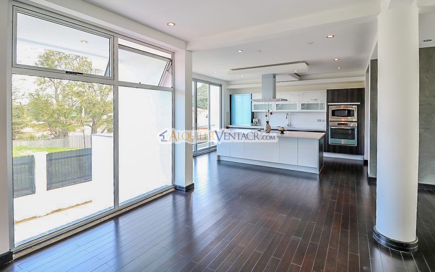 Condo de 503 m2 con vista en Guachipelín Escazú x Distrito 4