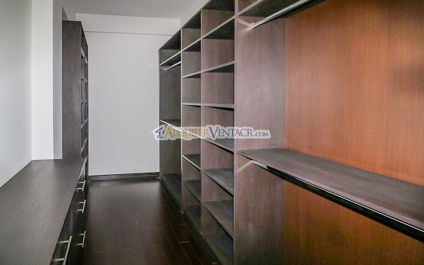 Condo de 503 m2 con vista en Guachipelín Escazú x Distrito 4