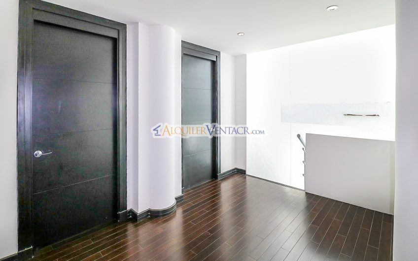 Condo de 503 m2 con vista en Guachipelín Escazú x Distrito 4