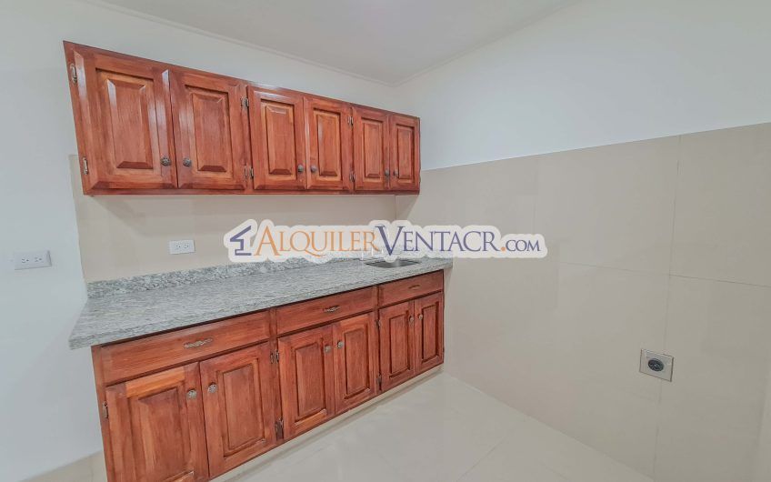 Apartamento + bodega (con uso suelo ZMRC) en Sabana Sur x Torre Universal