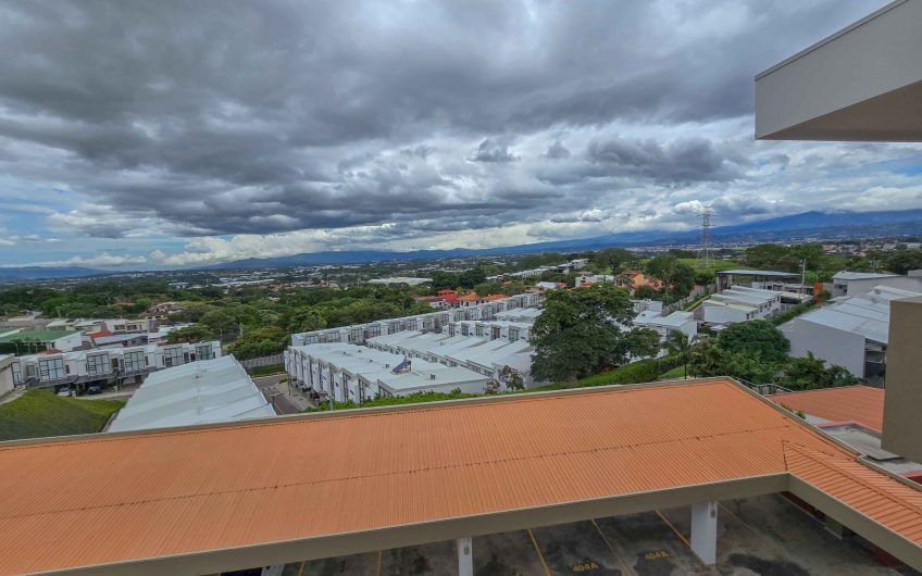 Apartamento amueblado con vista de 2 habit. + oficina en Escazú Guachipelín
