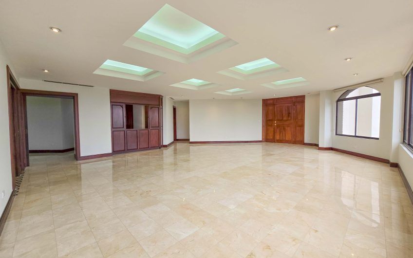 Lujoso apartamento con vista x La Paco San Rafael Escazú