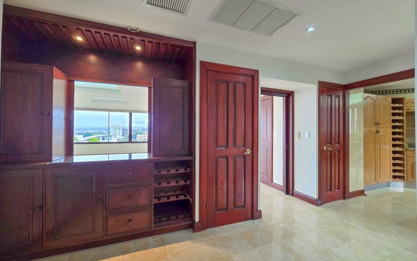 Lujoso apartamento con vista x La Paco San Rafael Escazú