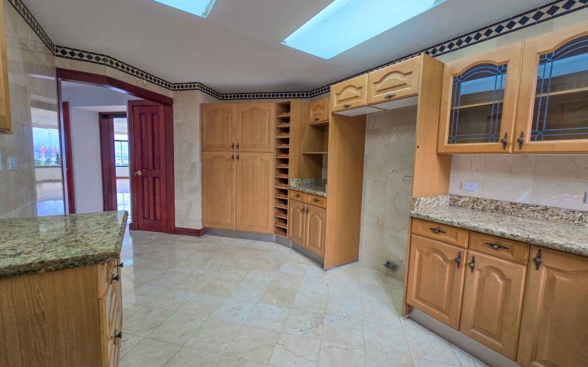 Lujoso apartamento con vista x La Paco San Rafael Escazú