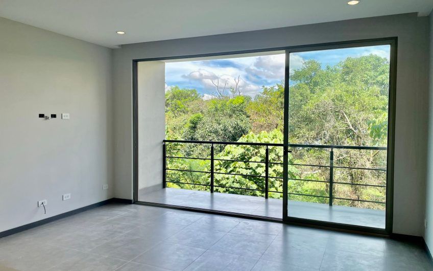 Lujoso apartamento con línea blanca y vista en Brasil de Santa Ana