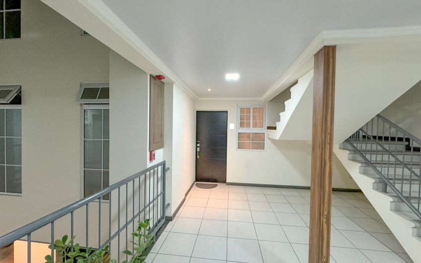Apartamento de 2 habit. con terraza en Sabana Norte