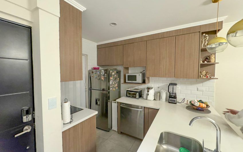 Apartamento de 2 habit. con terraza en Sabana Norte